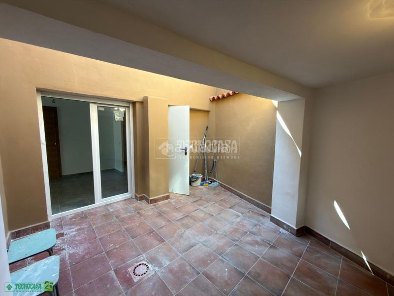 Foto 4479d6a8-66bb-413f-a306-598e1cc7a532. Casa aparellada a Romeral (El)