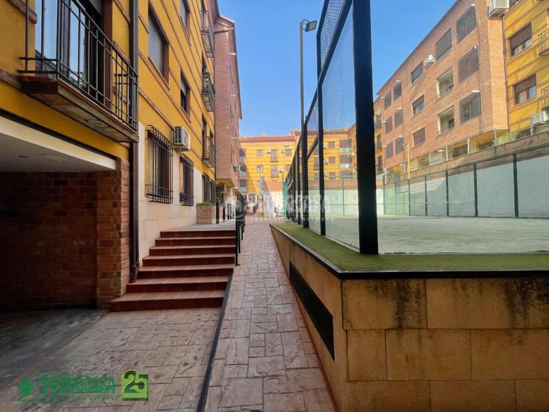 Foto cf58ace5-8ba7-406d-bb02-792d91af1cb8. Pis amb aparcament piscina a Centro Ocaña