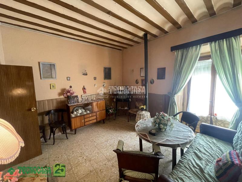 Foto 934915f7-73be-4293-afc1-fa10007e6d5b. Piso  en venta en Yepes