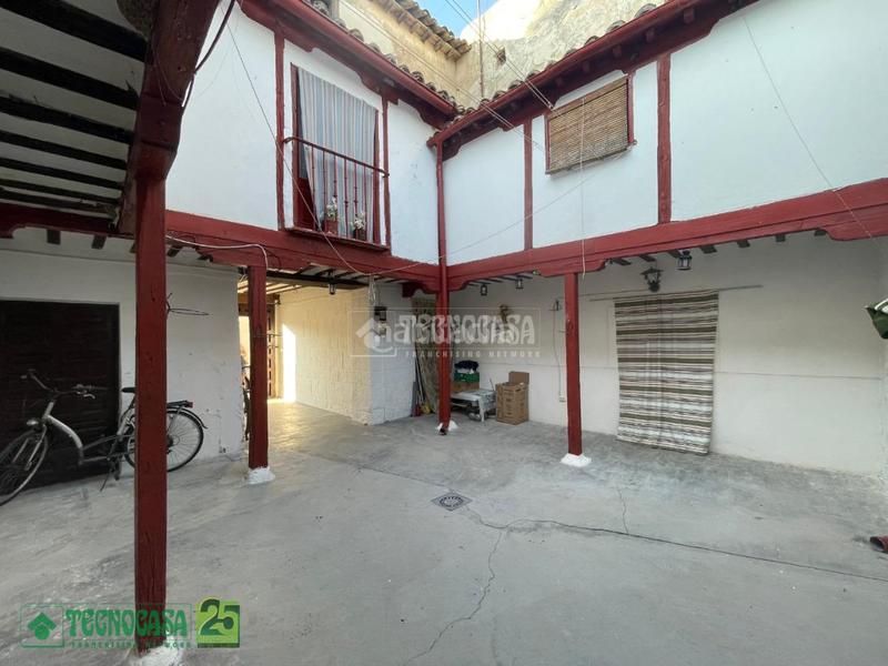 Foto acd1b0fb-f8d7-4a9e-b271-0bb724874545. Piso  en venta en Yepes