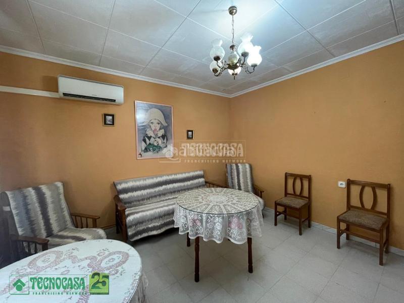 Foto 4544132b-8ca1-4471-8309-c7ec1bfc0cff. Casa pareada casa en venta en Lillo