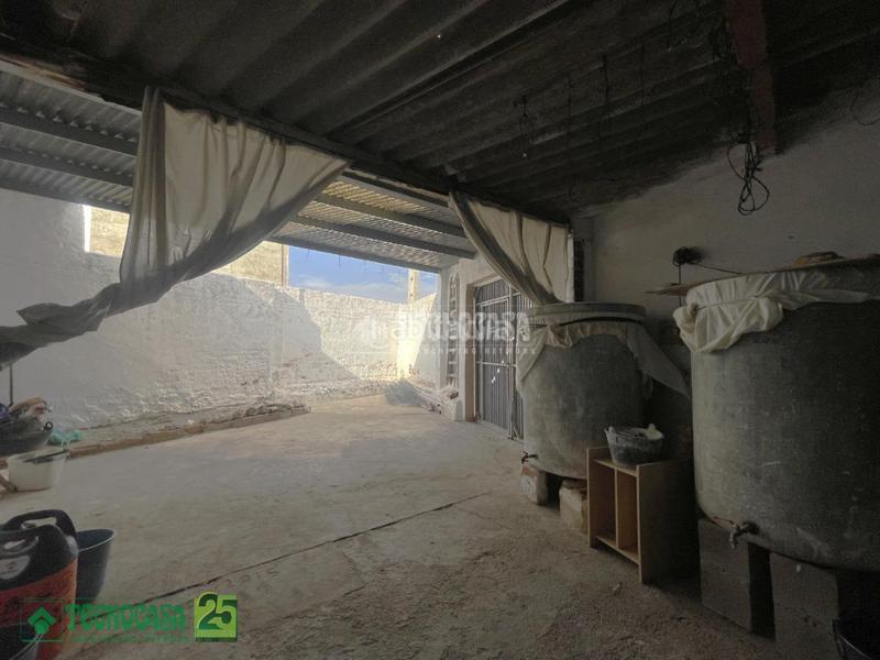 Foto 69a0119e-0772-43ba-9a6c-7eecad4d1e6a. Casa pareada casa en venta en Lillo