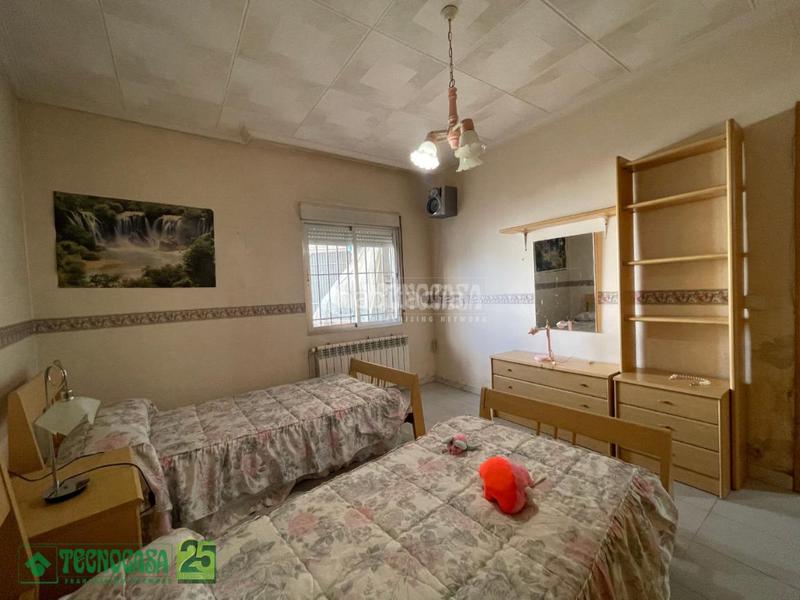 Foto c7930f2a-7589-45e0-86ac-a58be3c7a1e5. Casa pareada casa en venta en Lillo