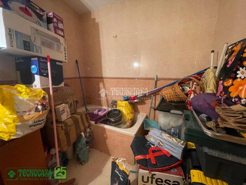 Foto 6aaec942-7804-432f-aa86-040980bfd183. Etagenwohnung mit heizung parking in Centro de Especialidades Ocaña