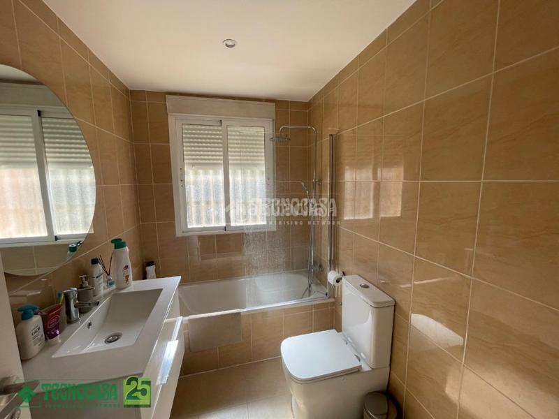 Foto 7bbe4783-0a5e-430f-8b3b-26f62f81c1d1. Casa  en venta en Lillo