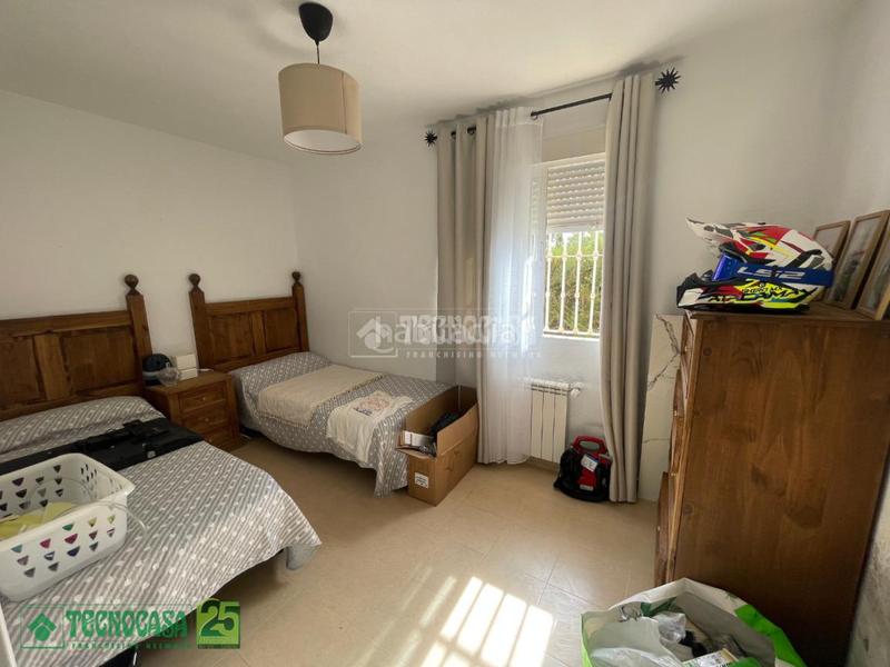 Foto 8428ac7f-e60e-4c76-8853-e73d44fe8ae2. Casa  en venta en Lillo