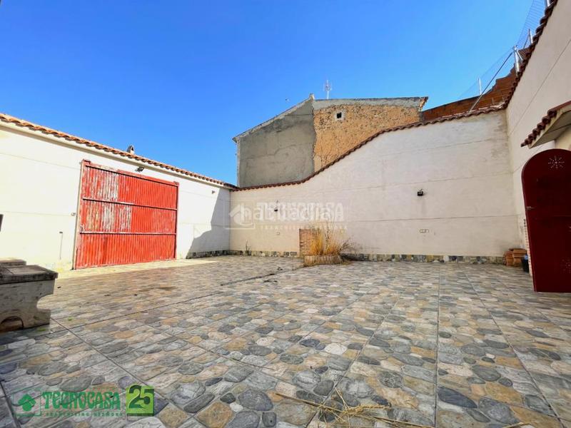 Foto 73b80cde-9016-4df6-99a8-054dcaa4fad0. Casa aparellada a Noblejas