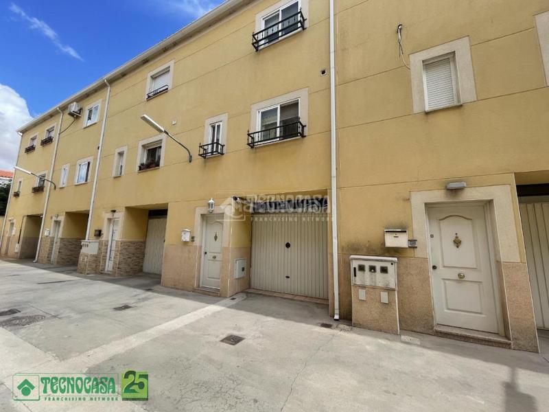 Foto 44d218f4-6a52-4497-8b4a-5748c6c20c4f. Casa aparellada amb calefacció a Yepes