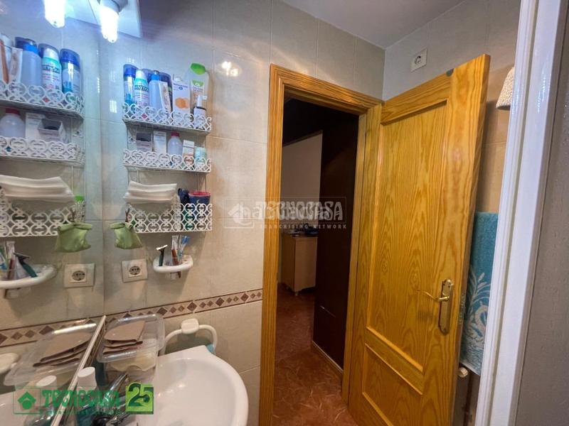 Foto 8ce16f83-1200-41fe-ae73-4d152cb74ff2. Casa aparellada amb calefacció a Yepes