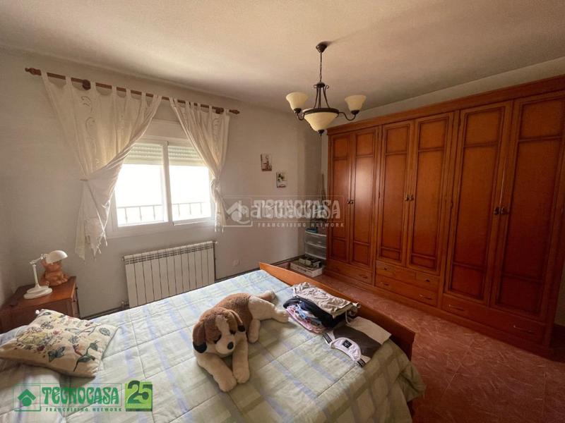 Foto c595929c-567b-4f13-be5c-0a6439cf791b. Casa aparellada amb calefacció a Yepes