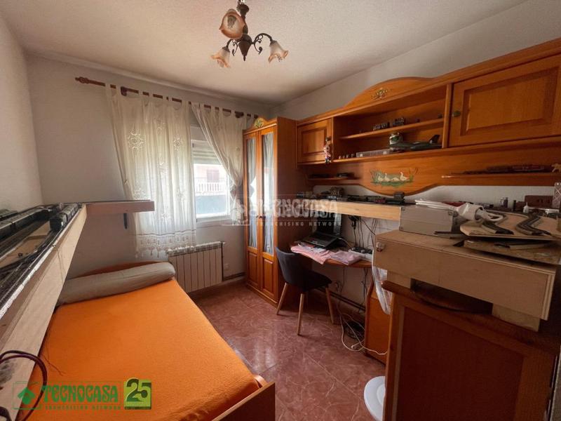 Foto d5ccbd95-c17f-4ad3-aa66-1d79f436c892. Casa aparellada amb calefacció a Yepes