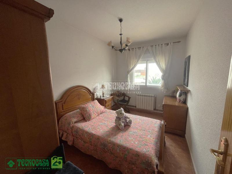 Foto f9669921-e6c5-4cf7-99e5-8488cb1239ec. Casa aparellada amb calefacció a Yepes