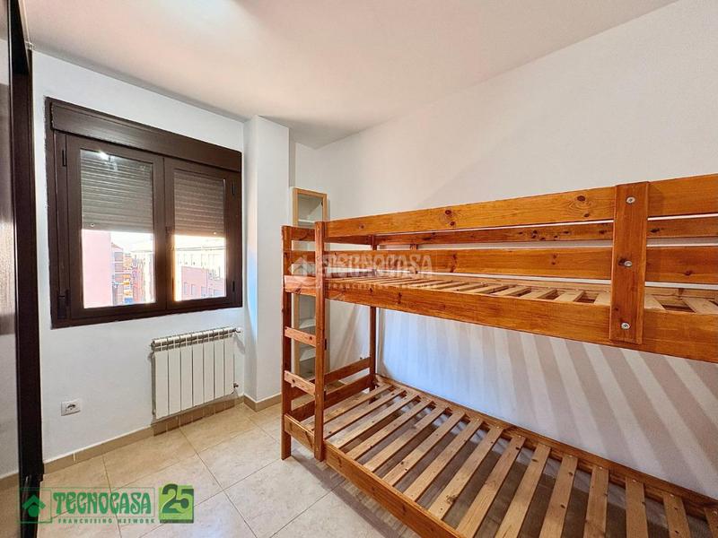 Foto 196b8cf5-053c-44f4-b180-d495fb395639. Appartement avec chauffage dans Urbanización San Isidro Ocaña