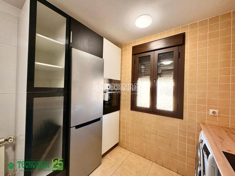 Foto 89d3db3a-5c87-486f-8d37-f6df33444601. Appartement avec chauffage dans Urbanización San Isidro Ocaña