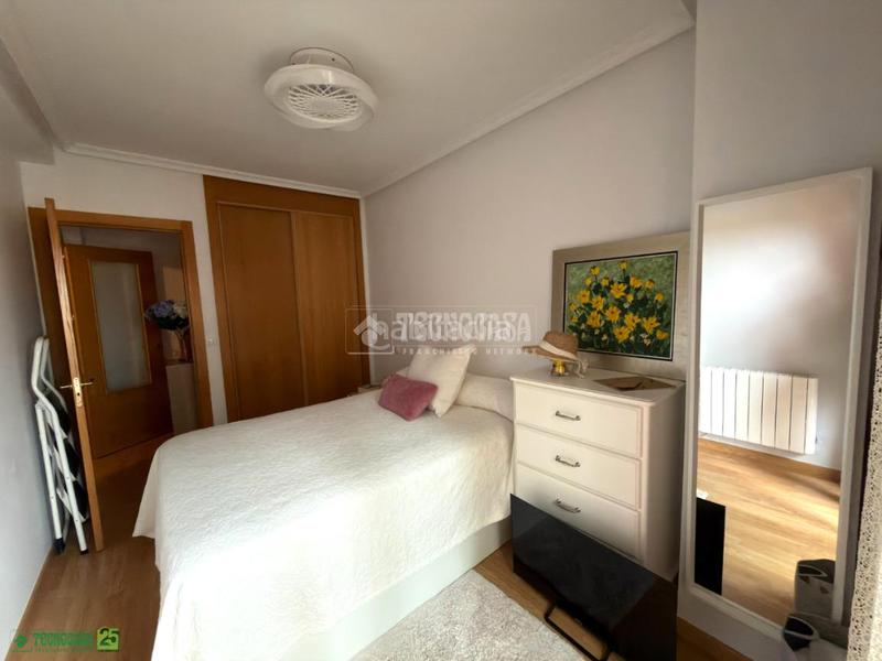 Foto 14e0b058-4916-4e65-93a0-42bc0a23a4cc. Appartamento con riscaldamento parcheggio in Puerta de Murcia-Colegios Ocaña