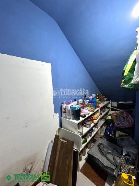 Foto 2ed947a2-8ebd-4c0f-9f3f-605ffecd16dd. Doppelhaus mit parking in Noblejas