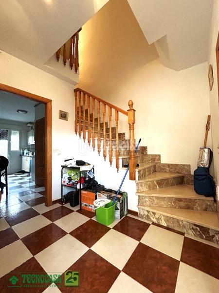 Foto 39154a18-a9a3-4816-9243-637a5cb17b64. Doppelhaus mit parking in Noblejas