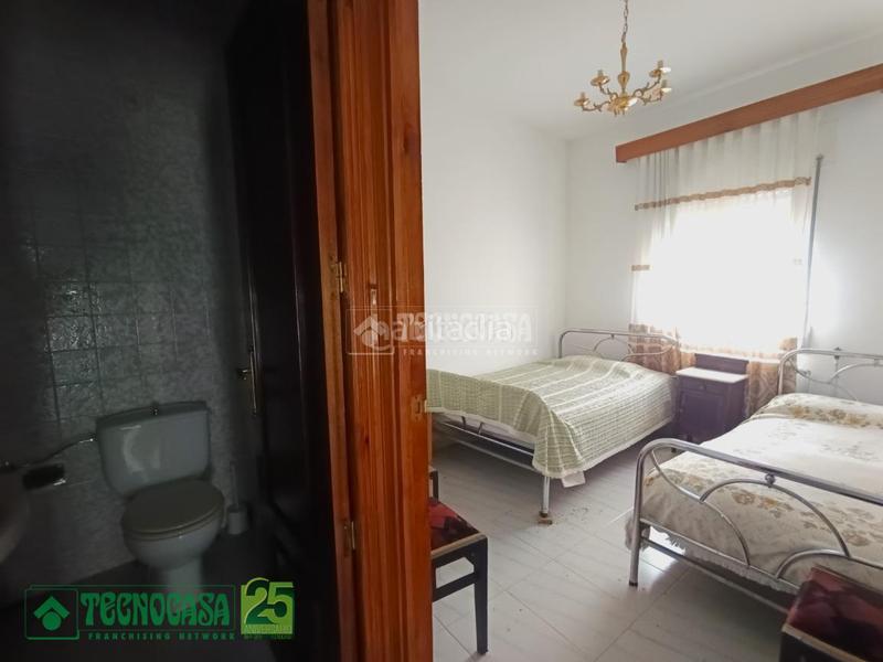 Foto 5c96b4d6-f6b7-49c2-9859-14e1452ab68d. Casa aparellada amb calefacció aparcament a Huerta de Valdecarábanos