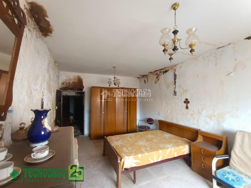 Foto 6590c596-b66a-48e1-b938-35725fbad159. Casa aparellada amb calefacció aparcament a Huerta de Valdecarábanos