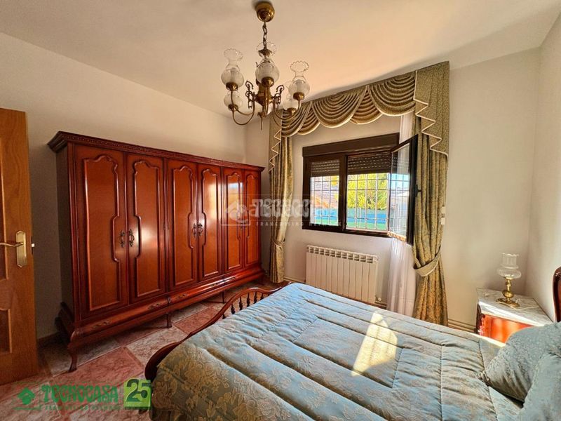 Foto 0031256e-0aee-4777-9656-73ab831ce8b2. Casa amb calefacció a Dosbarrios