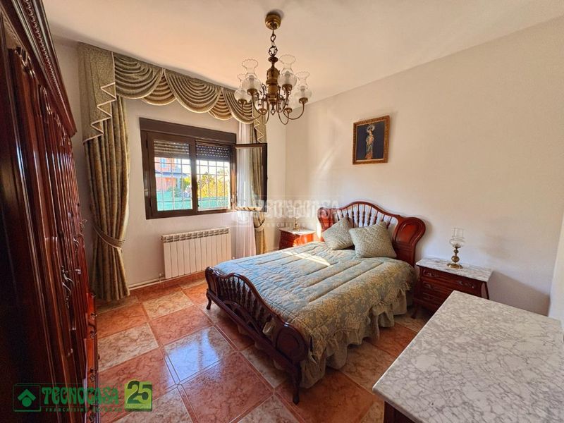 Foto 339d6fdd-e770-4673-a269-79a298e7fa92. Casa amb calefacció a Dosbarrios