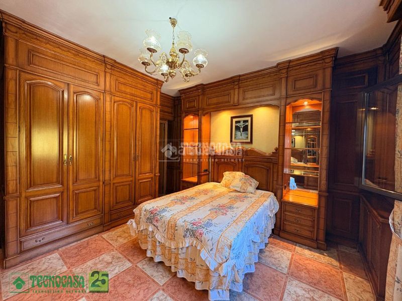 Foto 5d15d9ec-ccce-4b07-a8bb-6608d55bccfc. Casa amb calefacció a Dosbarrios