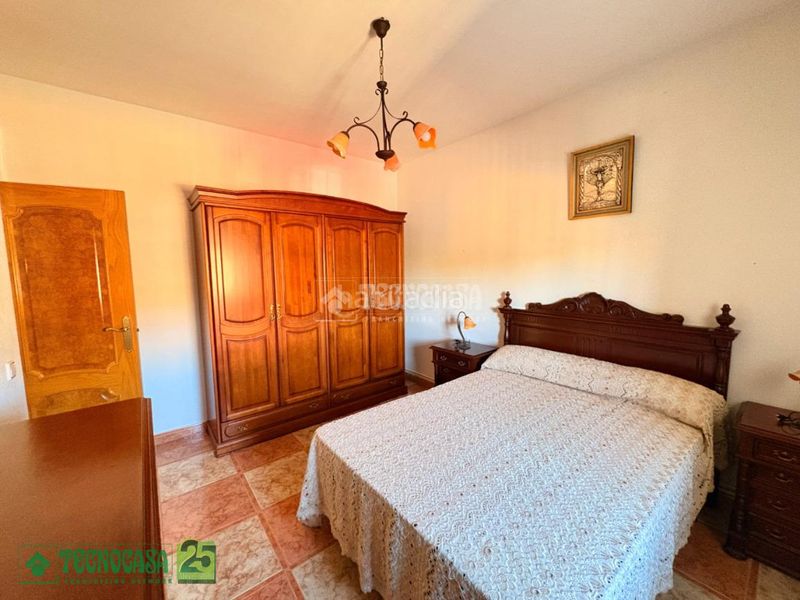 Foto 92764087-500a-4bcb-9bd4-356f681436e2. Casa amb calefacció a Dosbarrios