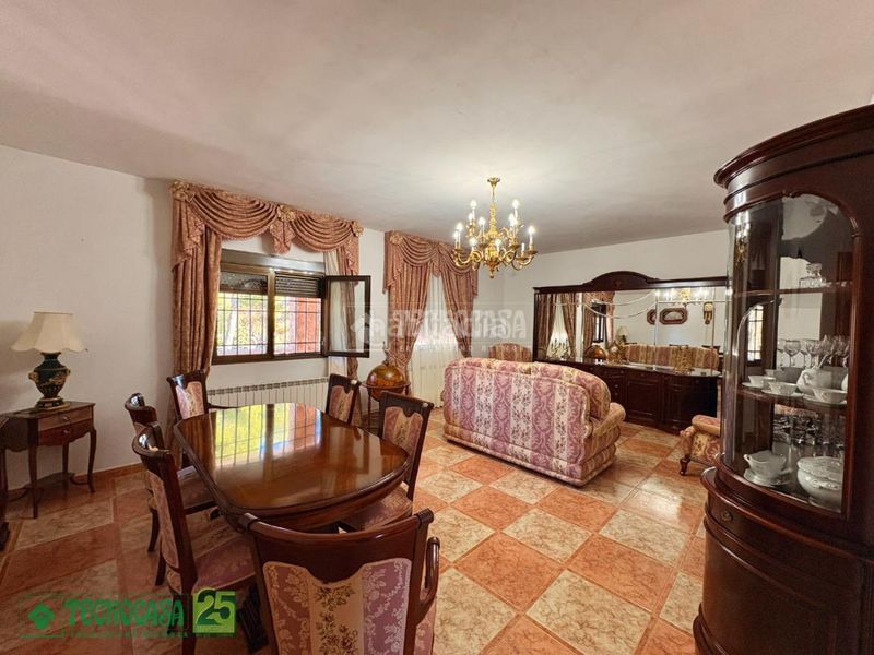 Foto f15bc4d3-5974-4d88-bc87-869975627364. Casa amb calefacció a Dosbarrios