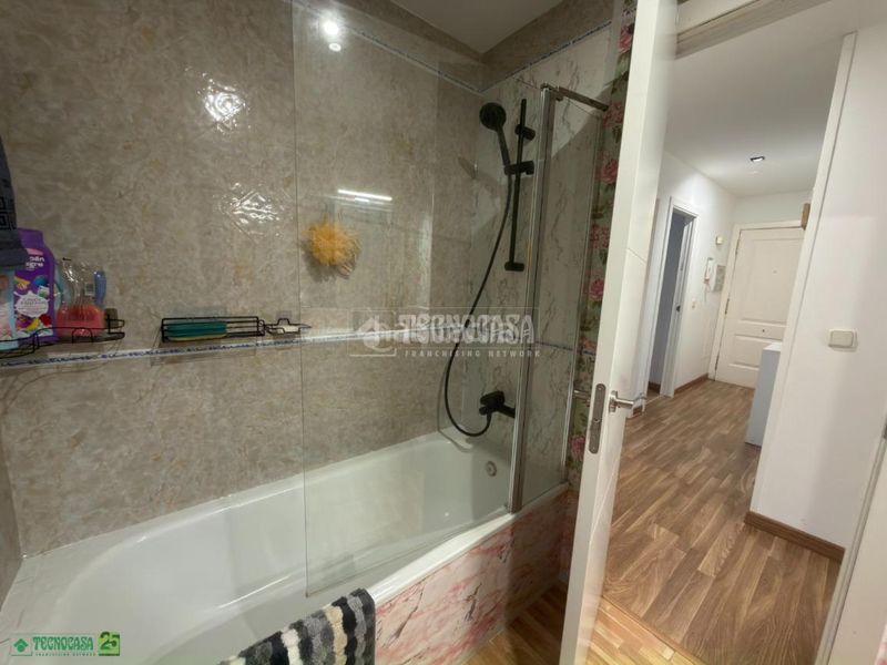 Foto 2c95ec1c-7748-4e4f-ac9d-6140b58c378f. Pis amb piscina a Yepes