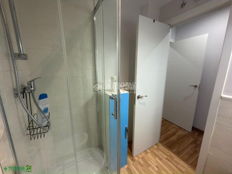 Foto 9c461e04-ccae-40c2-860b-f3f6fc17fd89. Pis amb piscina a Yepes