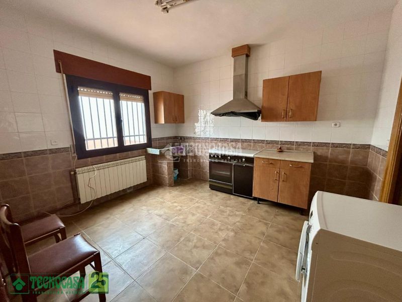 Foto a8334d5c-e908-48fc-b3d4-46585e63acf1. Casa amb calefacció aparcament a Corral de Almaguer