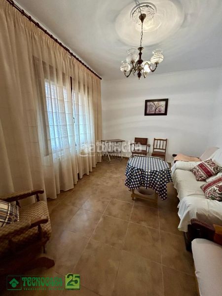 Foto c2158330-1418-40fe-a1c4-04b2644d5d8b. Casa amb calefacció aparcament a Corral de Almaguer