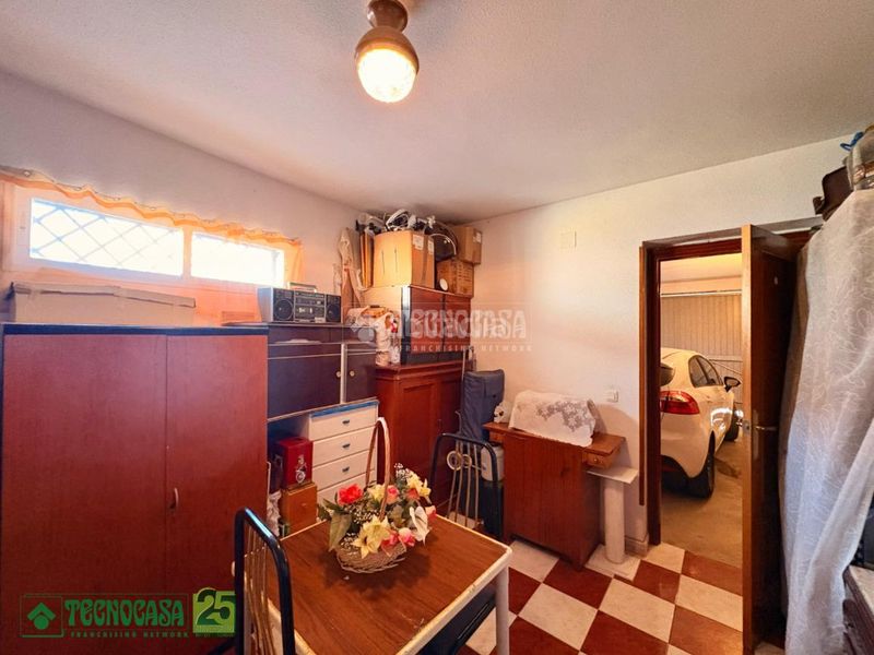 Foto 535a7854-270e-4b12-a1e9-dfd4eee0507d. Casa aparellada amb calefacció a Lillo