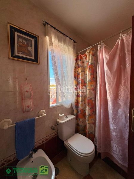 Foto e2a1cc20-4f11-487f-a95d-7522a55271d5. Casa aparellada amb calefacció a Lillo