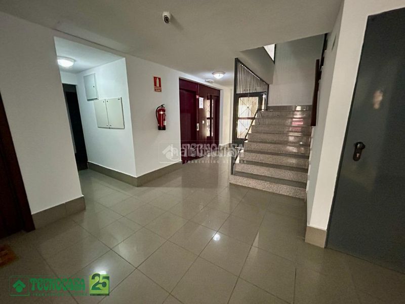 Foto 1c0e9d4a-cbdd-4636-ac99-3193f57ac1a8. Pis amb calefacció aparcament a Entrada-Gasolineras Ocaña