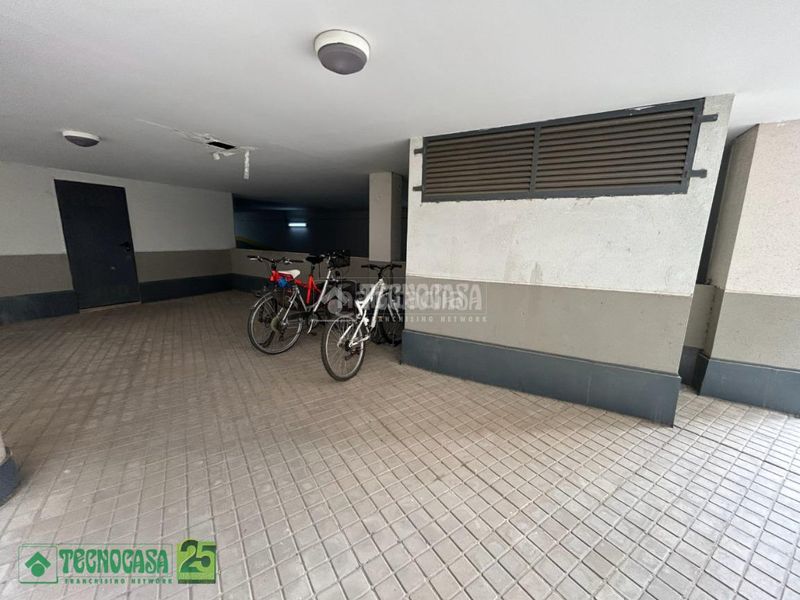 Foto 1cf6f3b8-e7ee-4ef6-bdbe-b7d57a561eab. Pis amb calefacció aparcament a Entrada-Gasolineras Ocaña