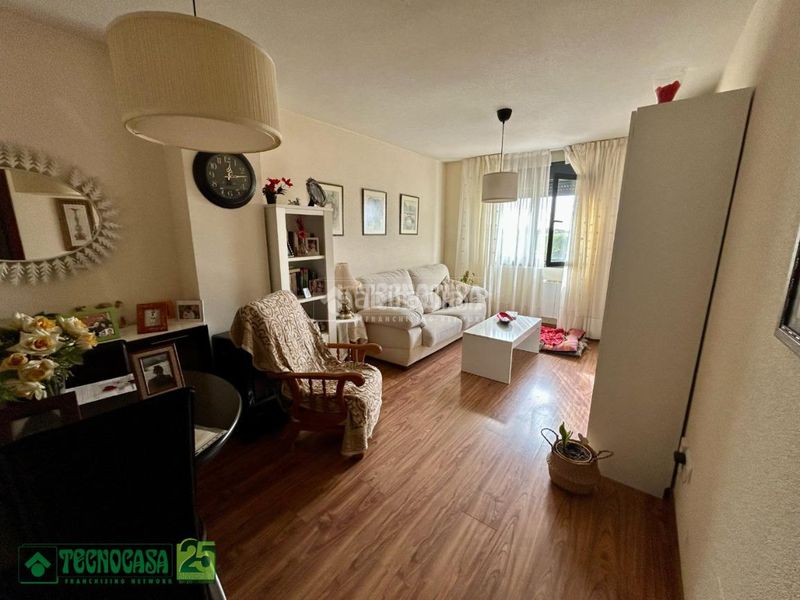 Foto 5e1d067e-9a11-4143-9063-5f19e1fd06d8. Pis amb calefacció aparcament a Entrada-Gasolineras Ocaña