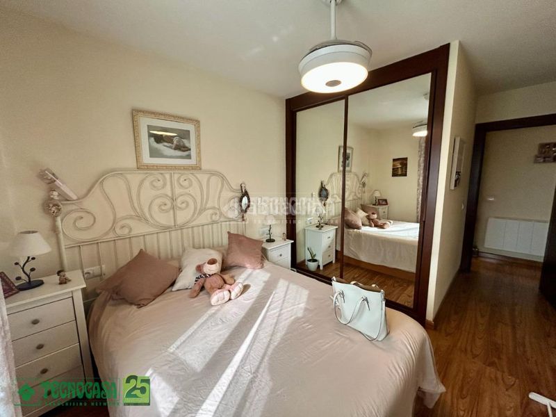 Foto aa45fed4-0130-459a-a7ee-91b15139e63b. Pis amb calefacció aparcament a Entrada-Gasolineras Ocaña