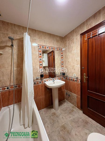Foto a0d139aa-545f-4ec9-9185-5713b9fc6e54. Piso  en venta en Urbanización San Isidro Ocaña