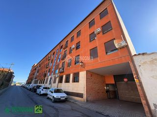 Pis a Entrada-Gasolineras. Piso en venta en ocaña