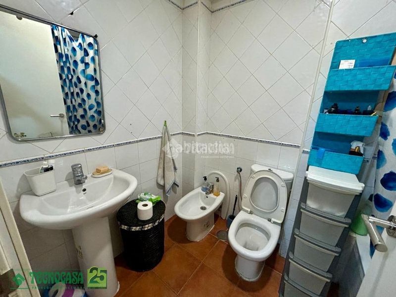 Foto 298d2b91-38c2-4e43-8f73-9e5e0a7962cf. Pis amb aparcament piscina a Yepes