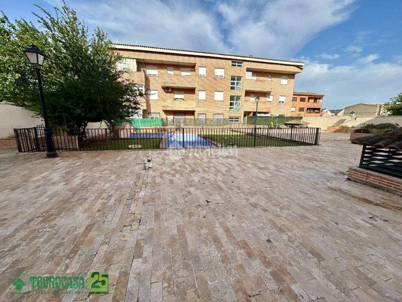 Foto c5c69cd3-4839-49ad-8f57-f9ce130c82f1. Pis amb aparcament piscina a Yepes