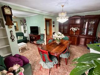 Appartement à Tres Forques. Piso en venta en valencia