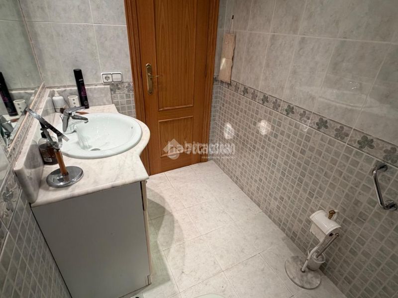 Foto f3d5a9cc-e8bb-4cb5-b686-5e0fc6674ea8. Pis a Barrio de Patraix Valencia