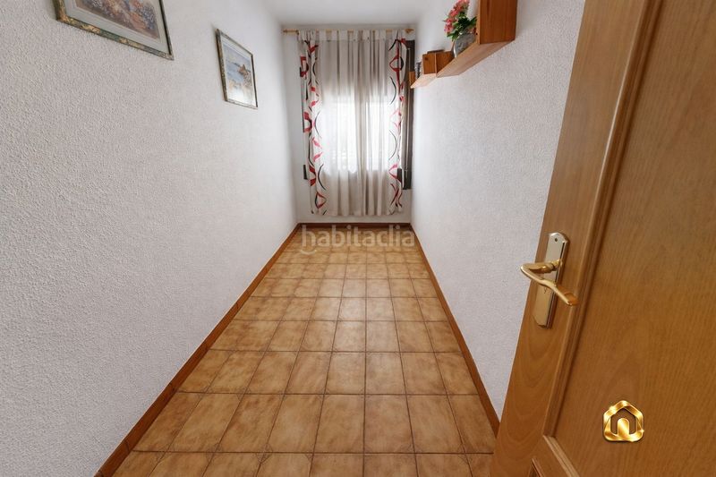 Foto e9a5f7c2-ed5d-4210-b370-b532796627b0. Pis a Llefià Badalona