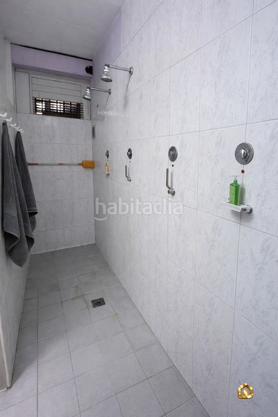 Foto a324b148-dbd6-41f1-a338-eea38eceb39f. Local comercial a Col·legis Nous Mollet del Vallès