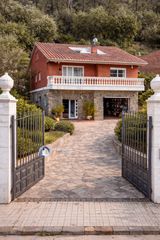 Casa a Sant Fost de Campsentelles. Casa con piscina y terreno sant fost de campsentelles