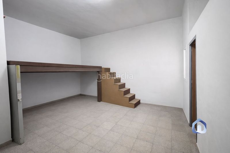 Foto 17946756-7b98-4355-9261-47e9d53ff91f. Local comercial a Estació del Nord Mollet del Vallès