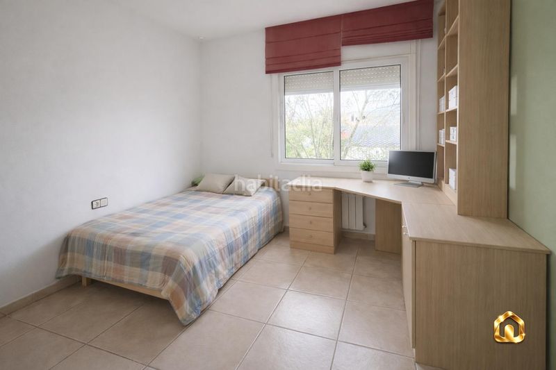 Foto 8017236d-6156-45e0-8a86-5e09ca78036a. Casa amb calefacció aparcament piscina a Sant Fost de Campsentelles