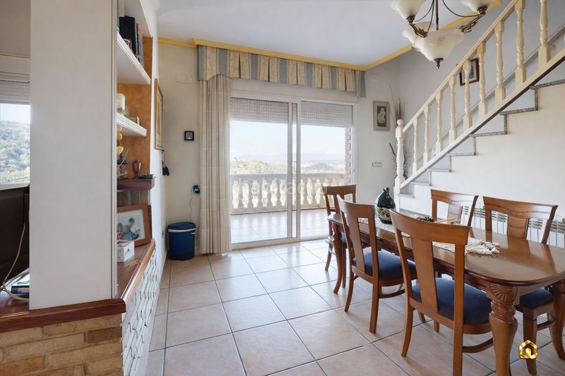 Foto bdd62044-9094-45a9-b900-be050d491b93. Casa amb calefacció aparcament piscina a Sant Fost de Campsentelles